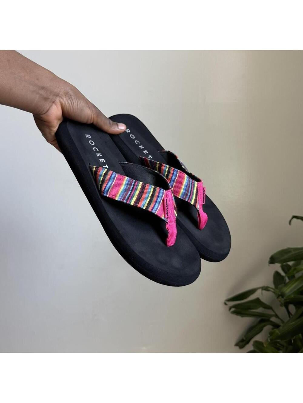 2000s Vintage Rocket Dog multi‎ Platform Flip Flops size 9